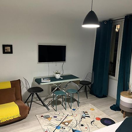 Appartement Paisible Clichy Exteriör bild