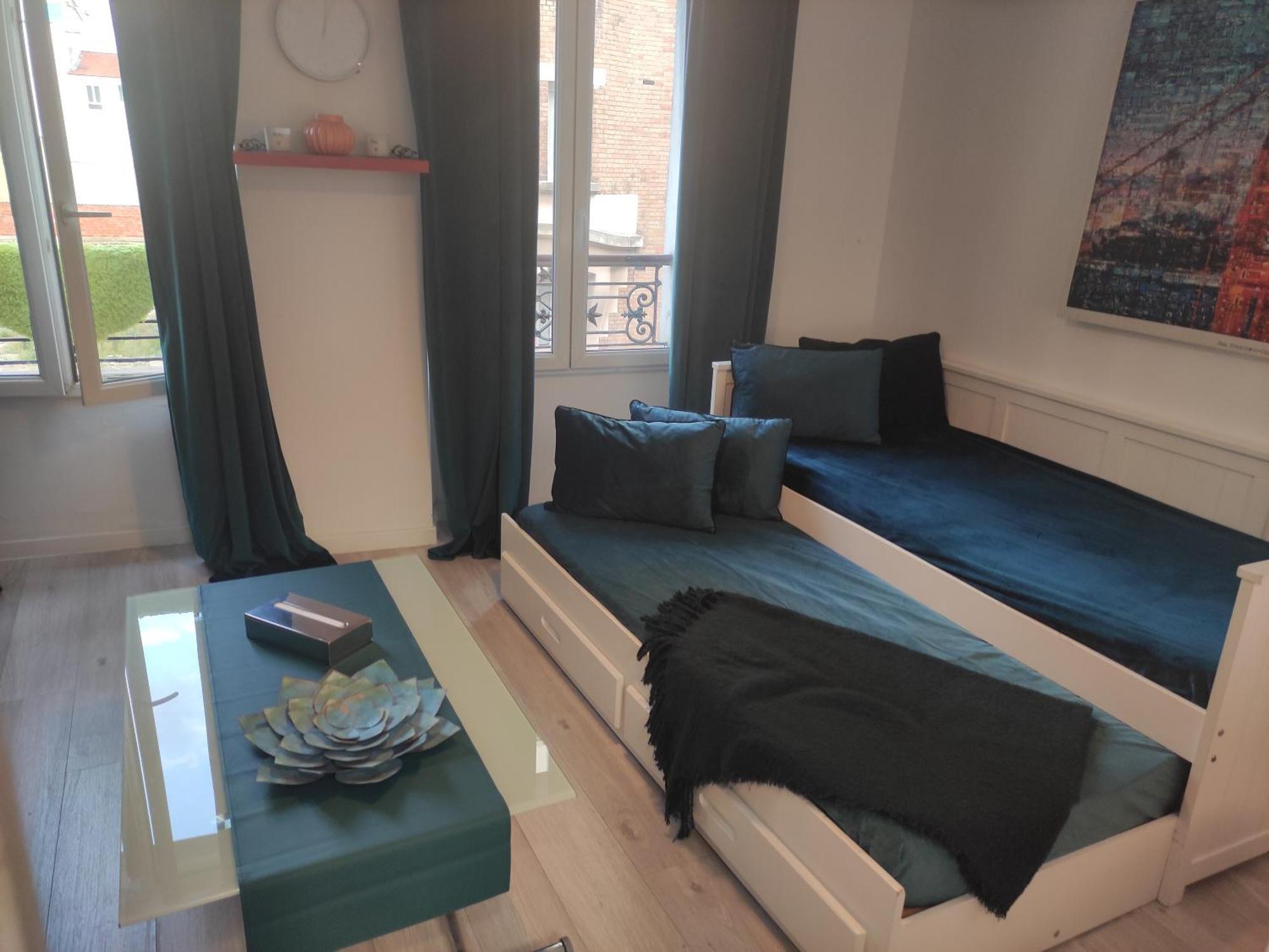 Appartement Paisible Clichy Exteriör bild