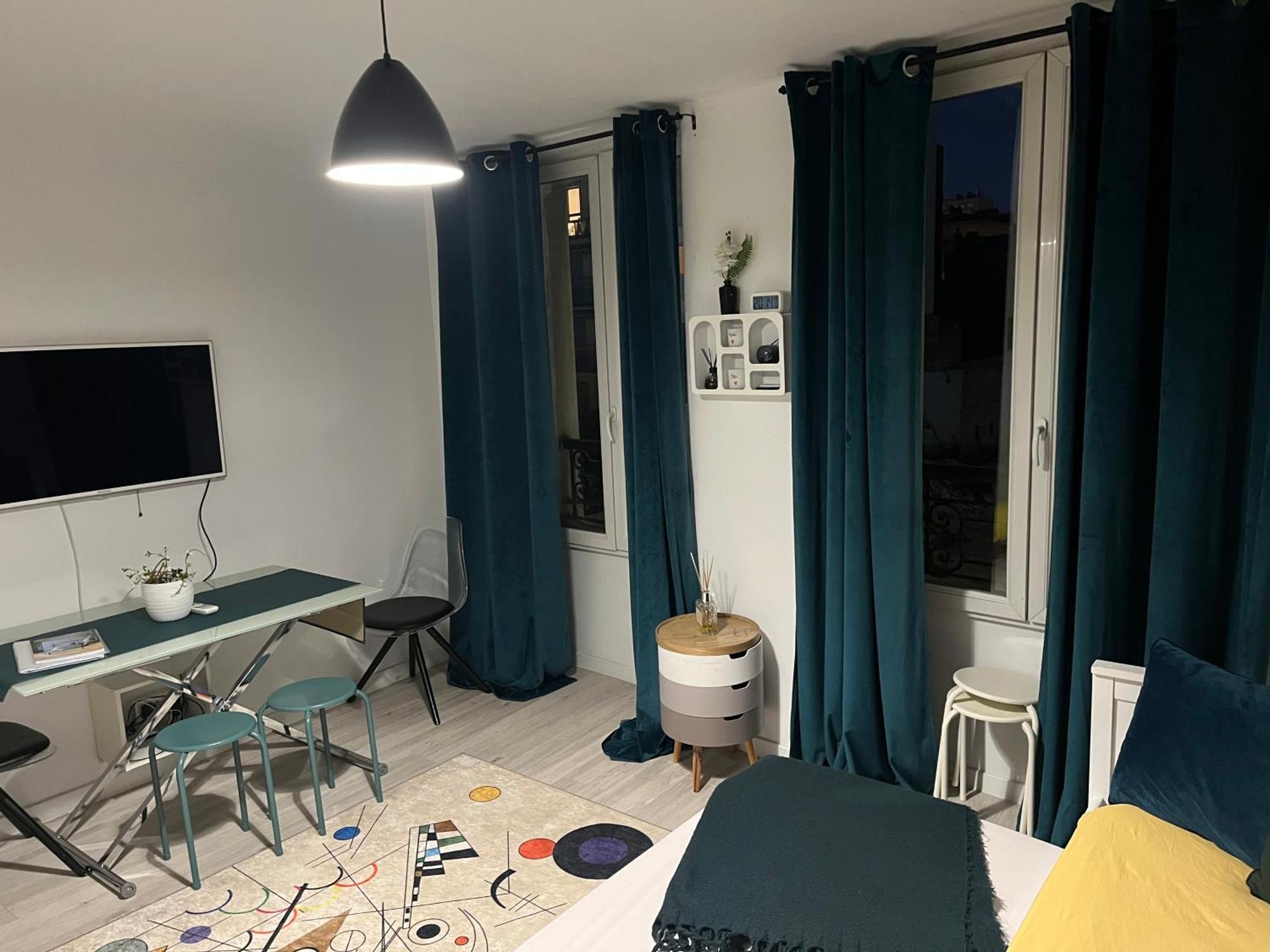 Appartement Paisible Clichy Exteriör bild